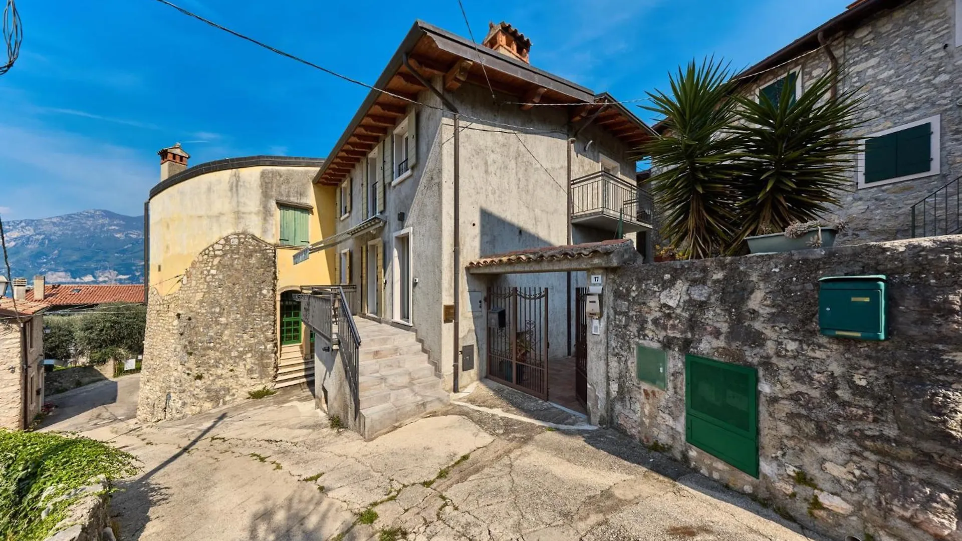Casa Tea Apartment Brenzone sul Garda